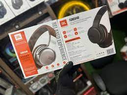 Casque sans fil JBL model TUNE64D